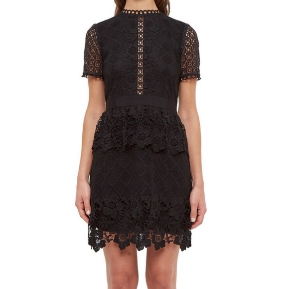Ted Baker Dresses & Skirts - 🍒EUC🍒 TED BAKER CROCHET LACE DRESS Ted 2
